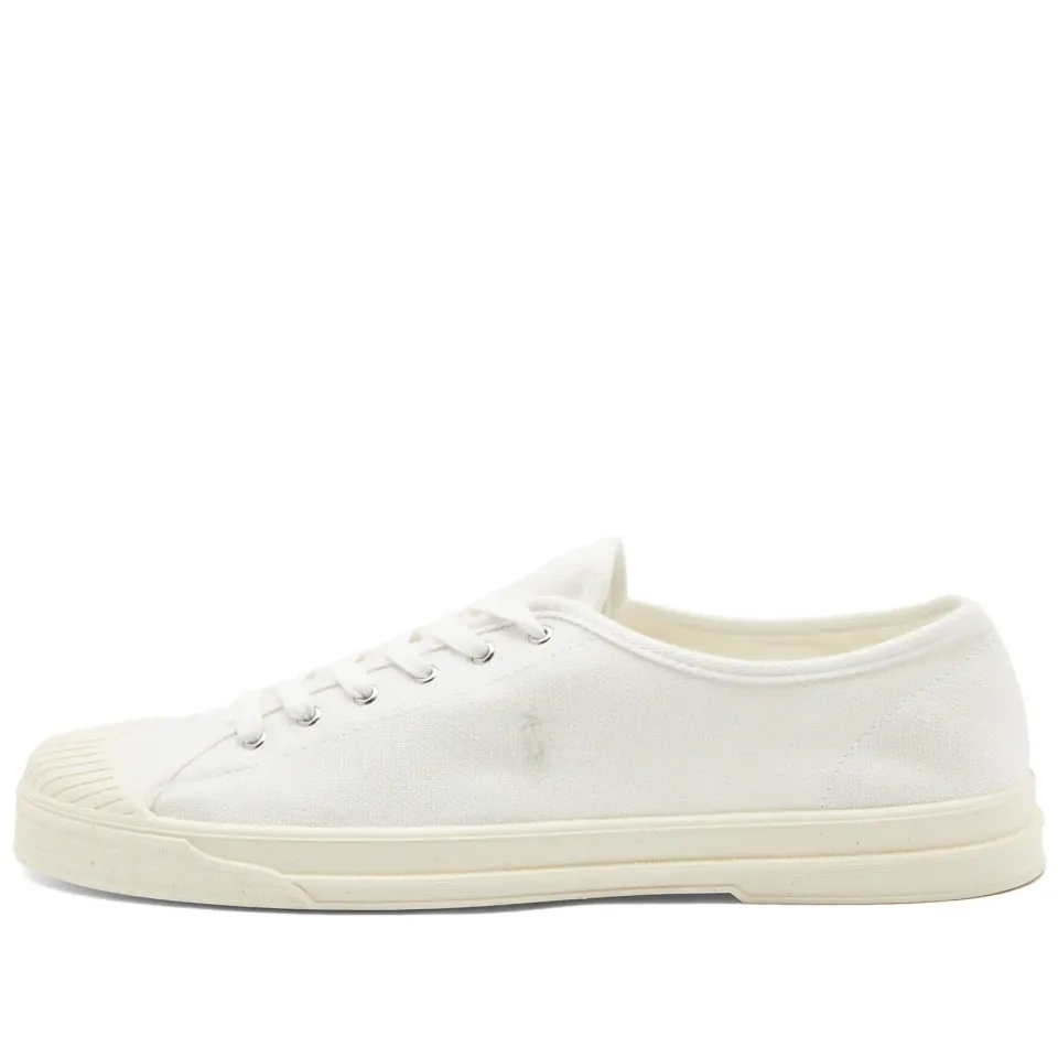 Essence 100 Sneaker