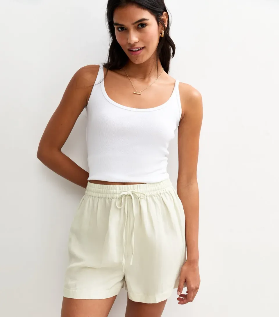 Women's Light Green Tie Waist Linen Blend Shorts