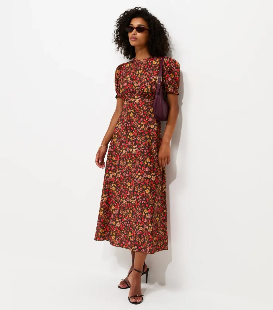 Women's Red Crepe Floral Print Short Sleeve Midi Dress