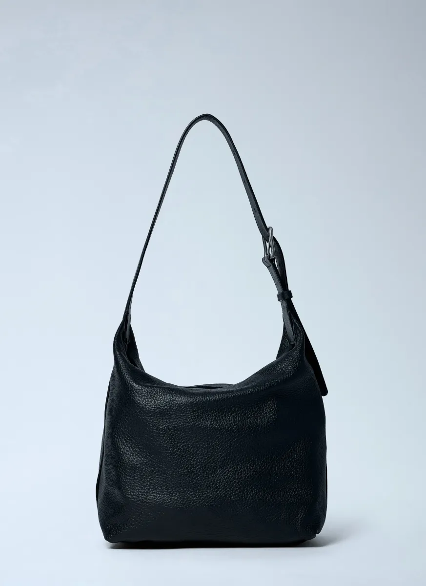 Isa Shoulder Bag