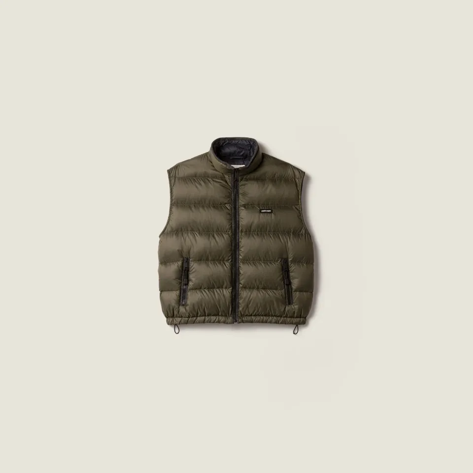 Padded light pongé vest