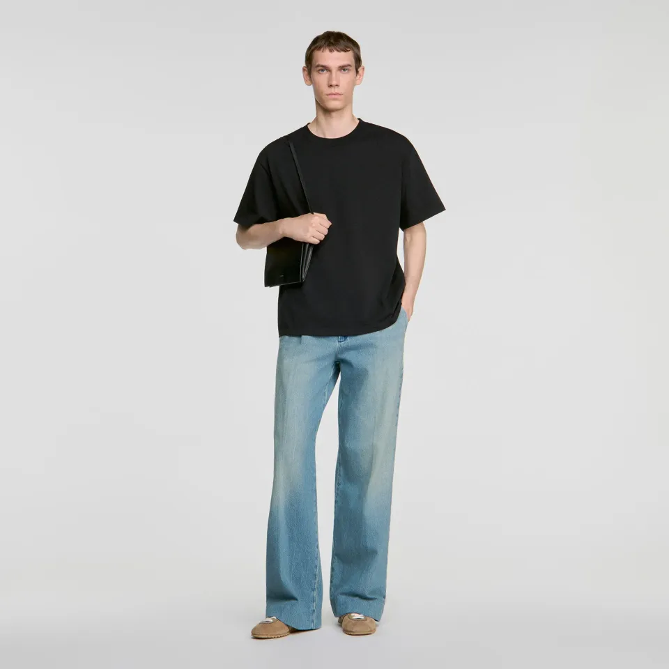 Oversized T-shirt