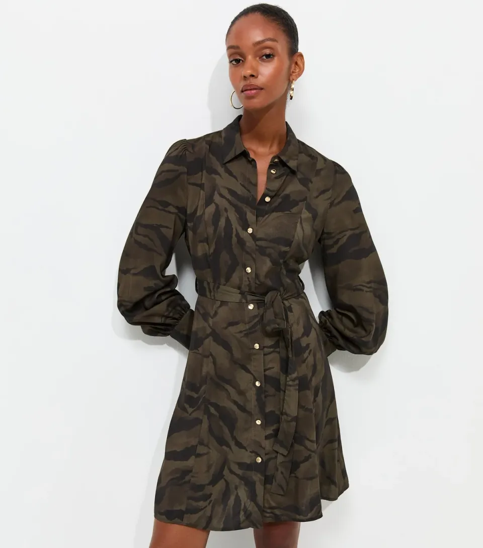 Women's Green Woven Abstract Print Mini Shirt Dress
