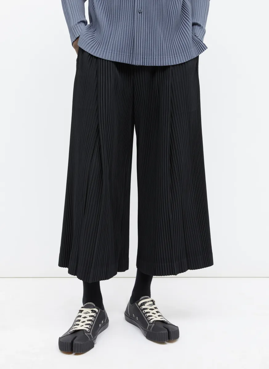 MC October Pleated Pants