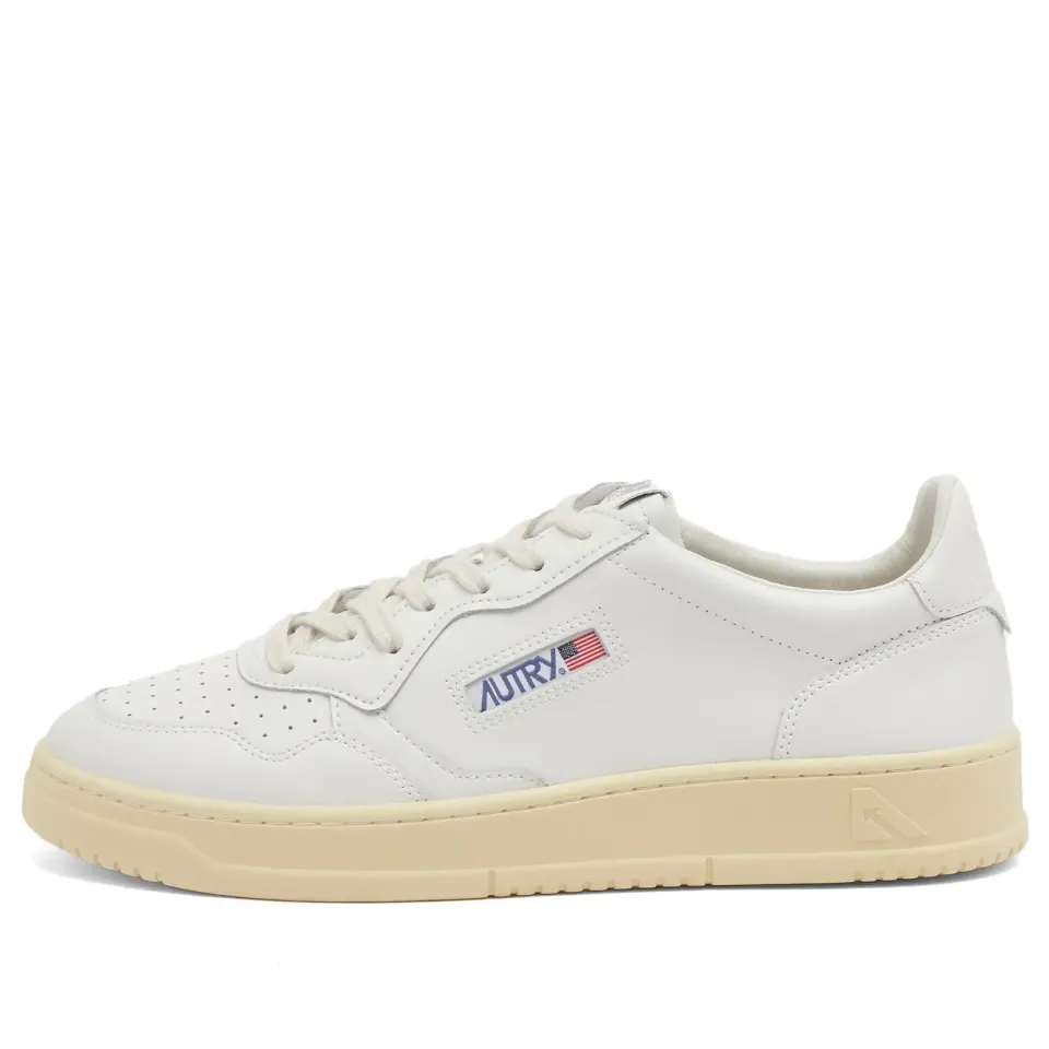 01 Low Leather Sneaker