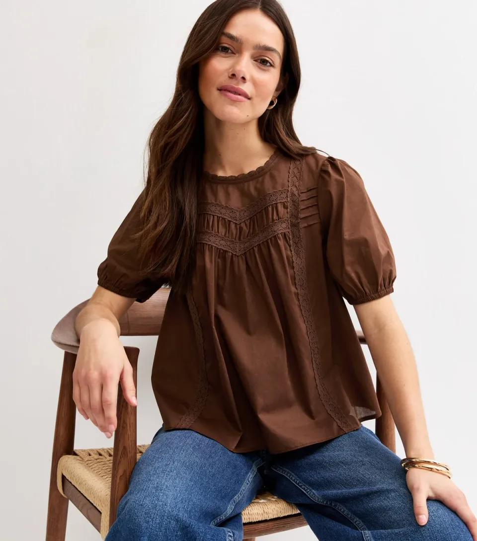 Women's Petite Dark Brown Cotton Puff Sleeve Top