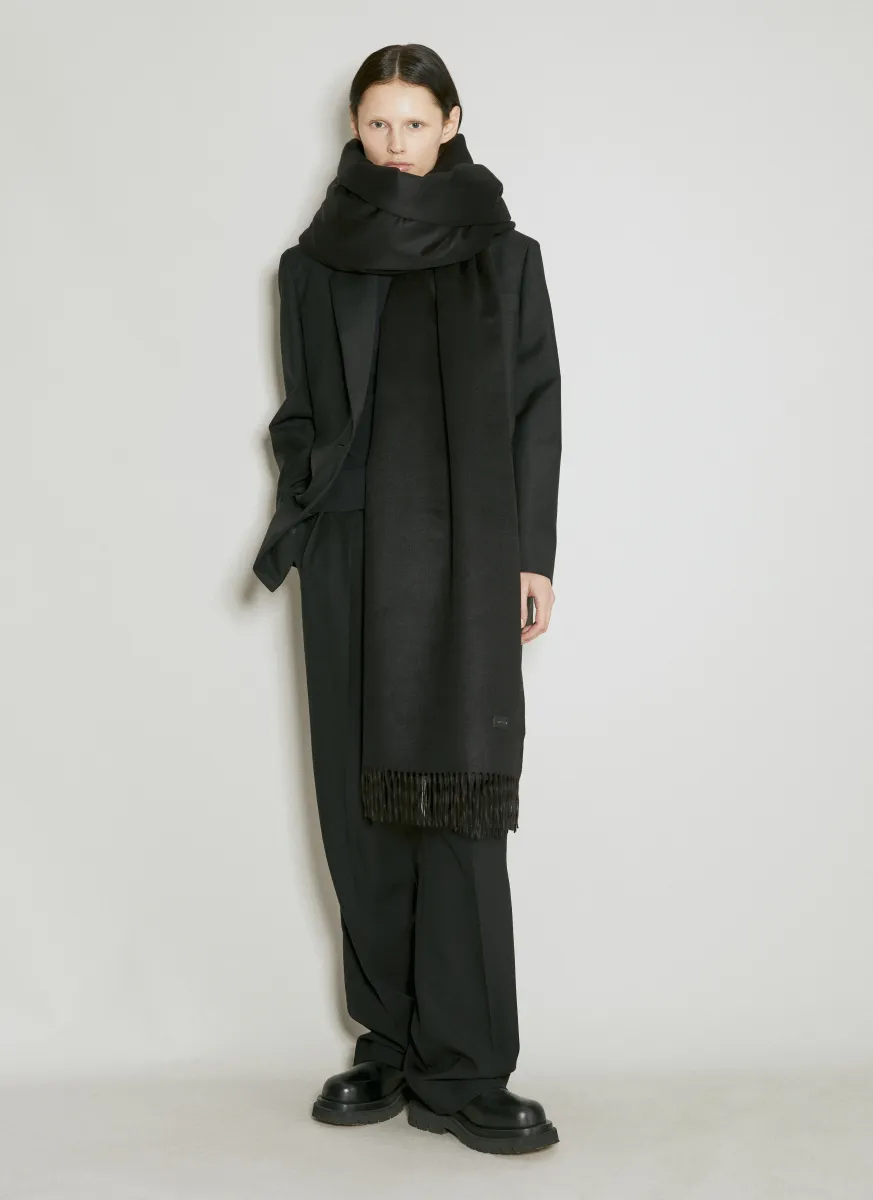Extra Large Scarf With Logo Plaque