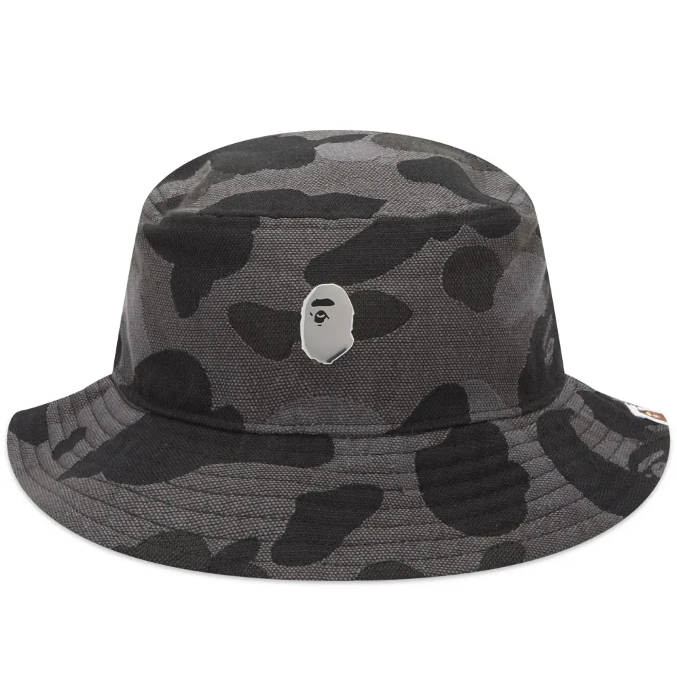 One Point Metal Pin Bucket Hat