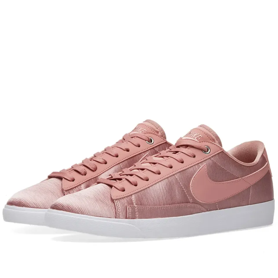 Blazer Low SE W