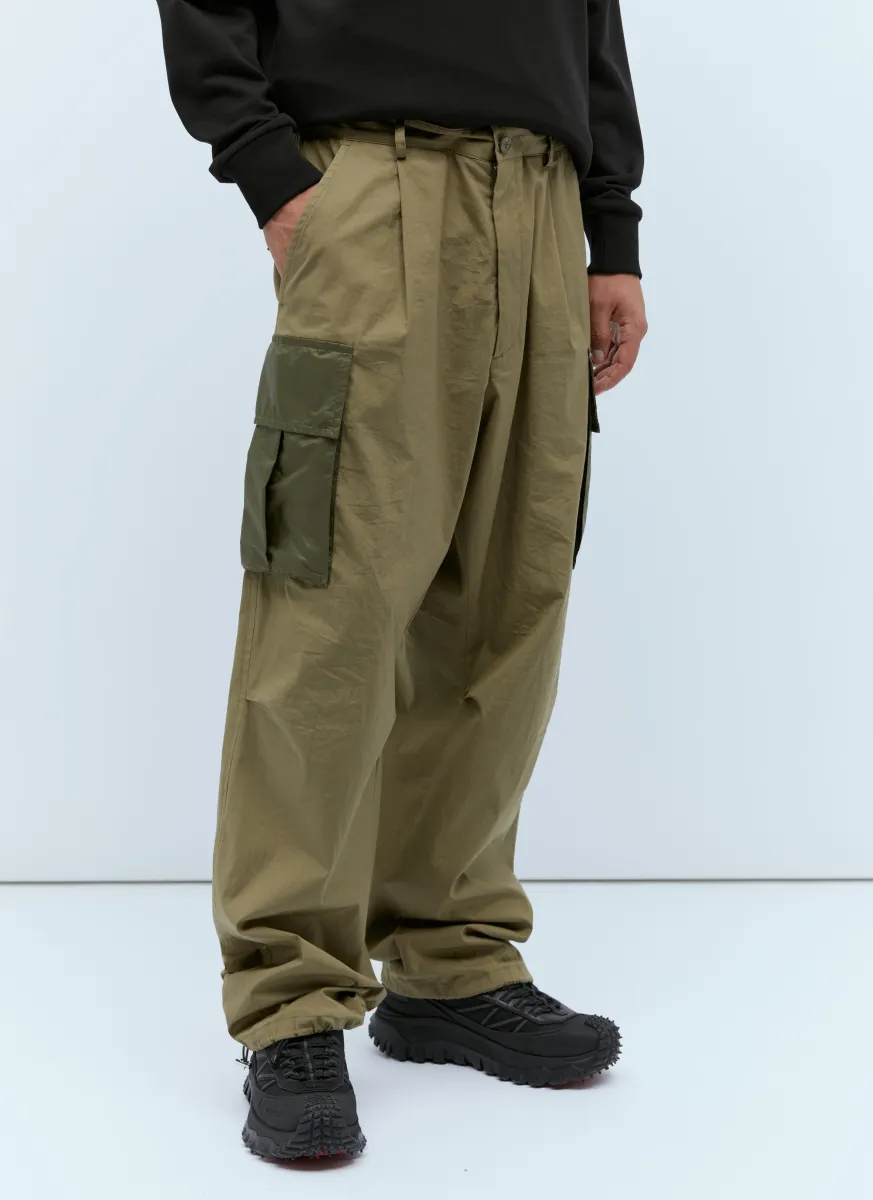 Contrast Pockets Cargo Pants