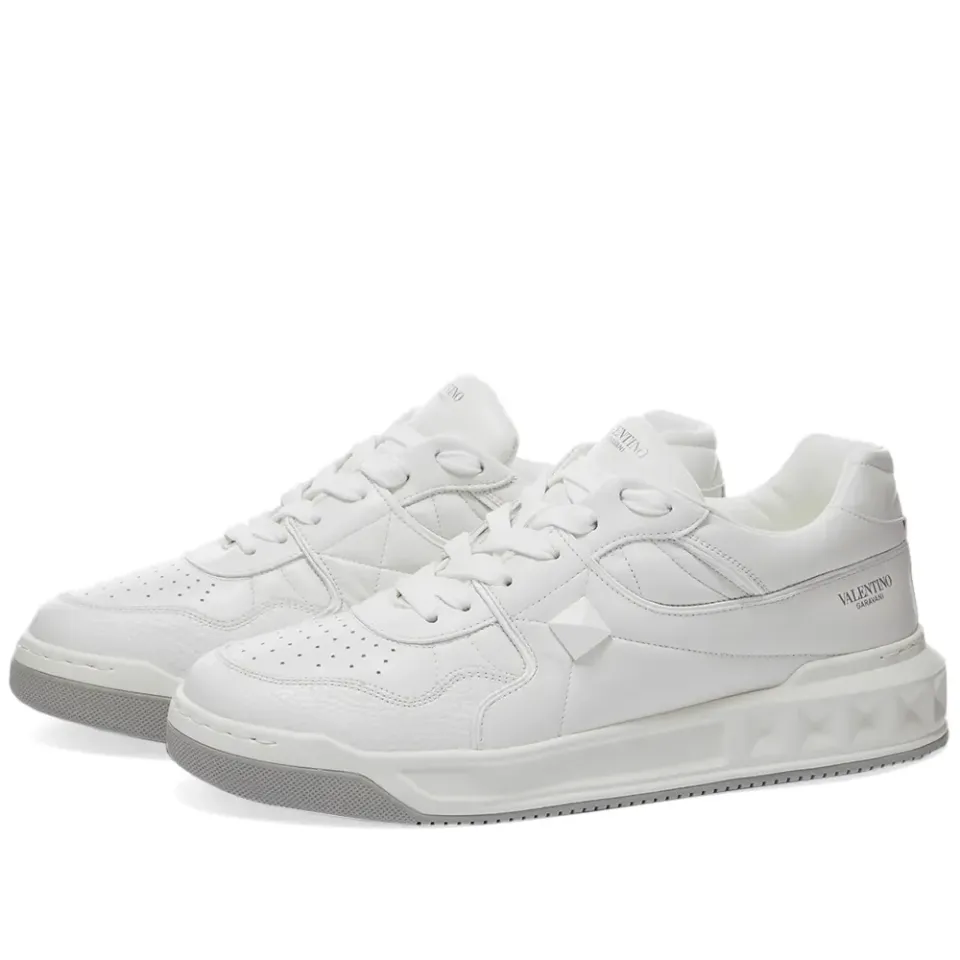 Low Top Roman Stud Sneaker
