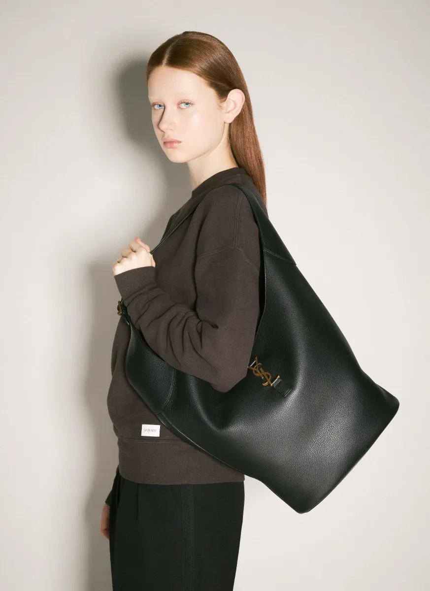 Le 5 à 7 Hobo Bucket Bag