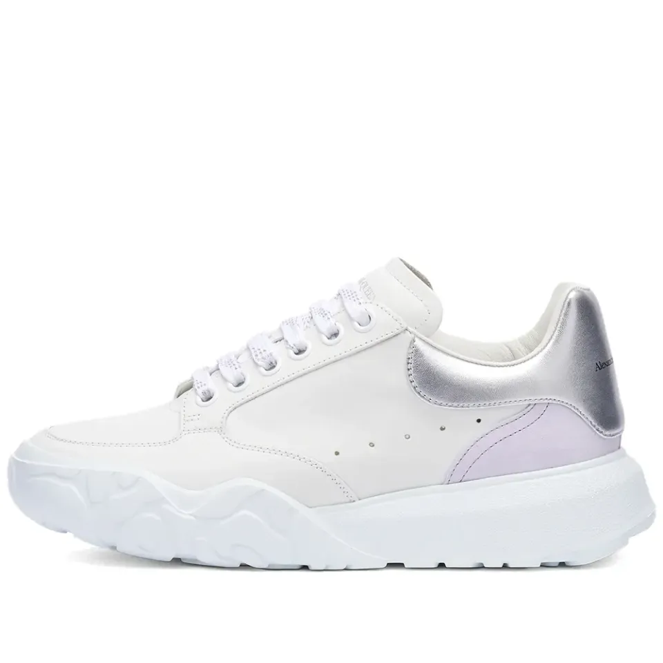 Court Sneaker