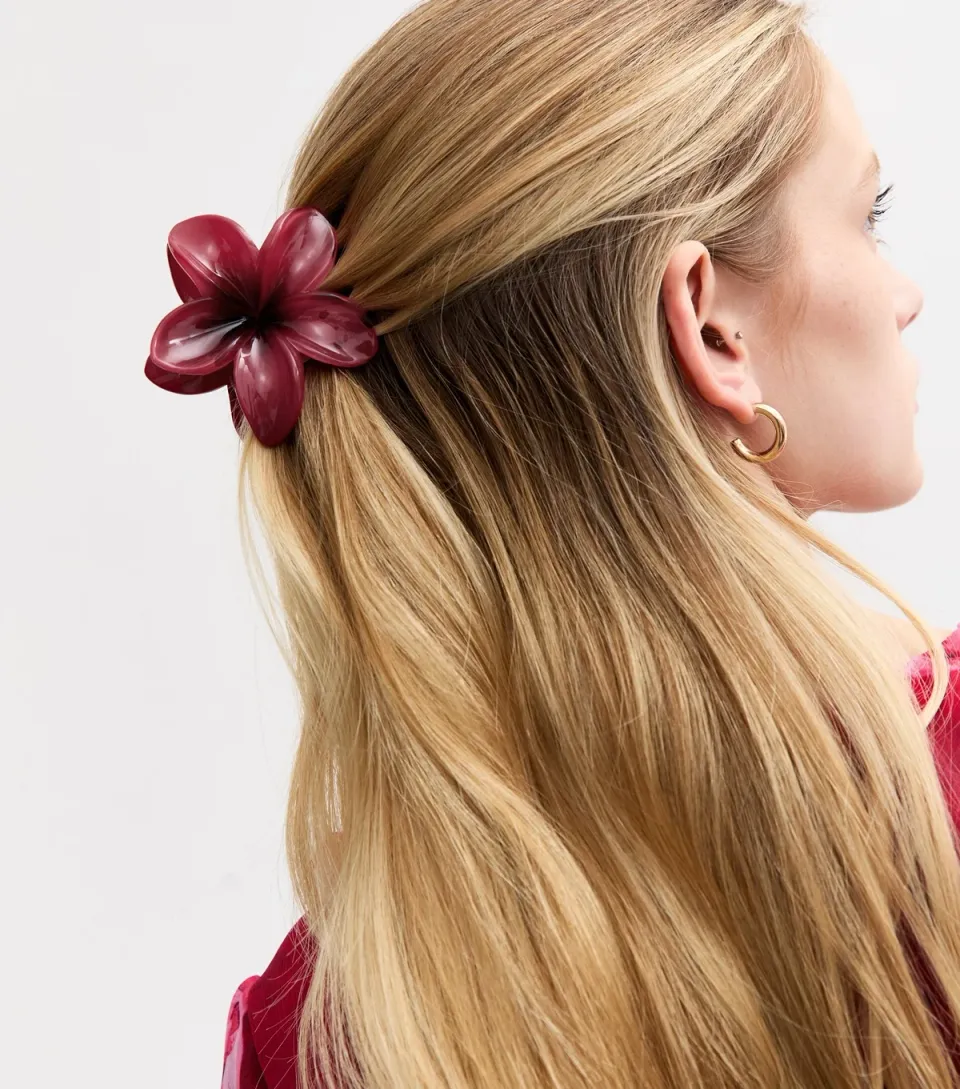 Burgundy Ombre Flower Shaped Hair Claw Clip