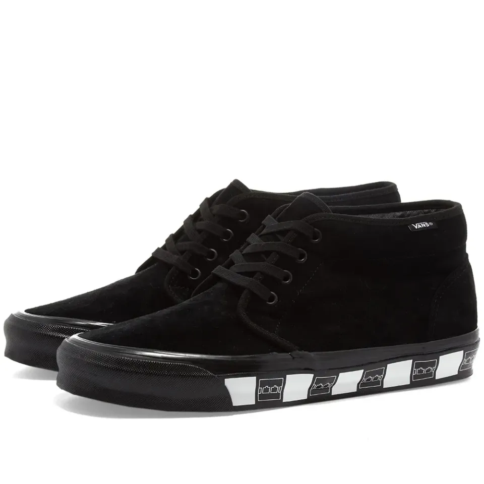 x The Trilogy Tapes OG Chukka LX