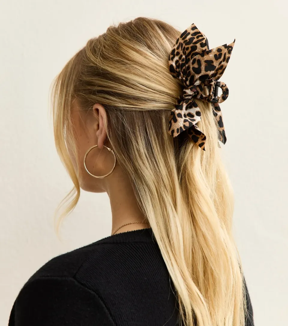 Brown Leopard Print Bow Appliqued Hair Clip