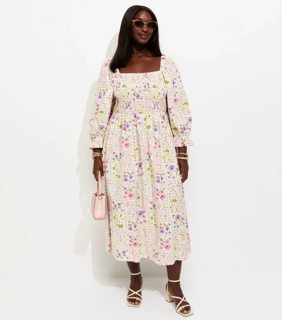 Women's Plus Size Cream Floral Print Cropped Sleeve Shirred Midi Dress Curves
