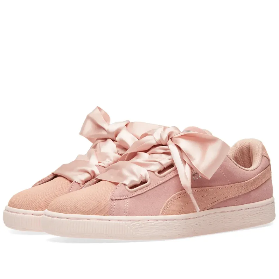 Suede Heart Pebble W