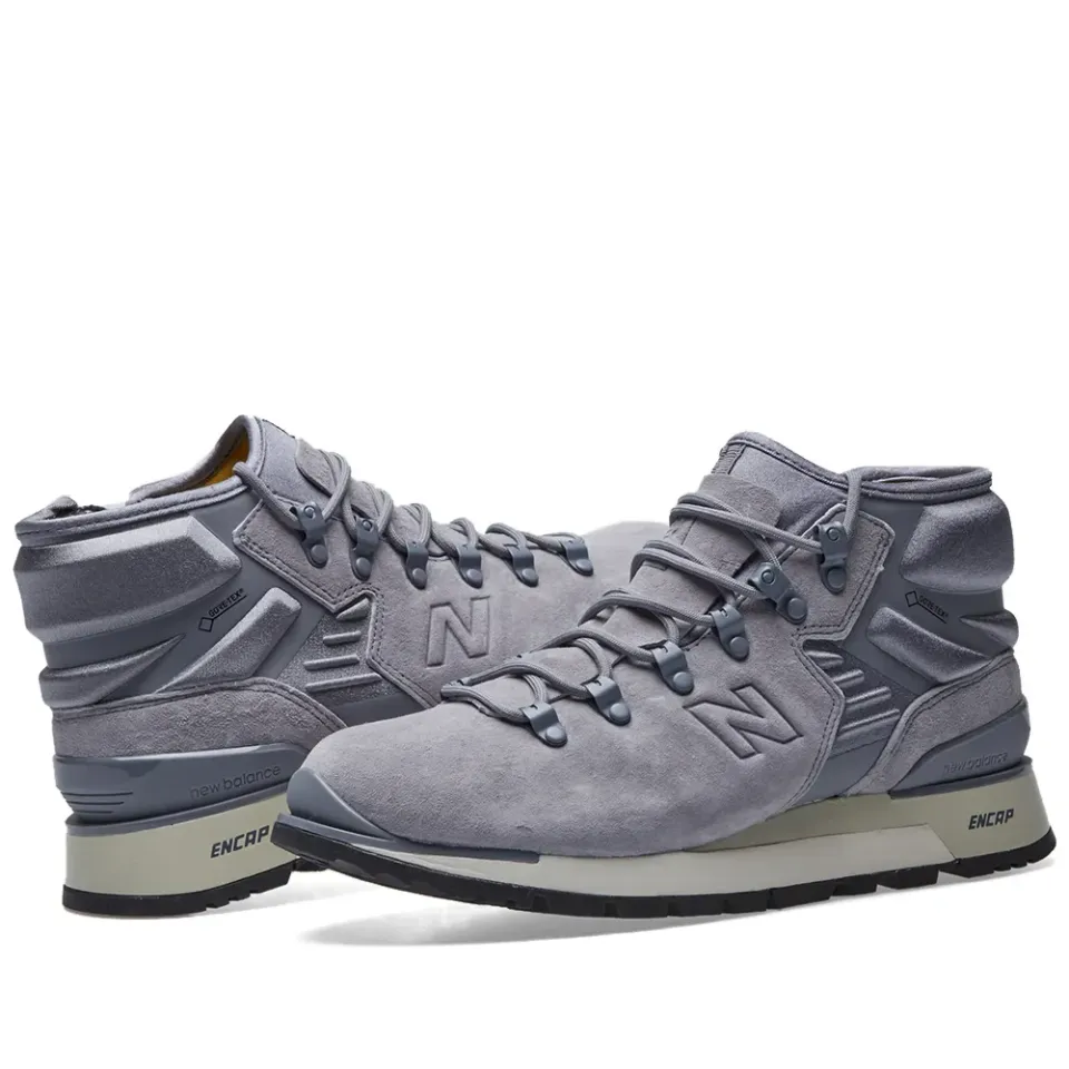 Niobium Boot