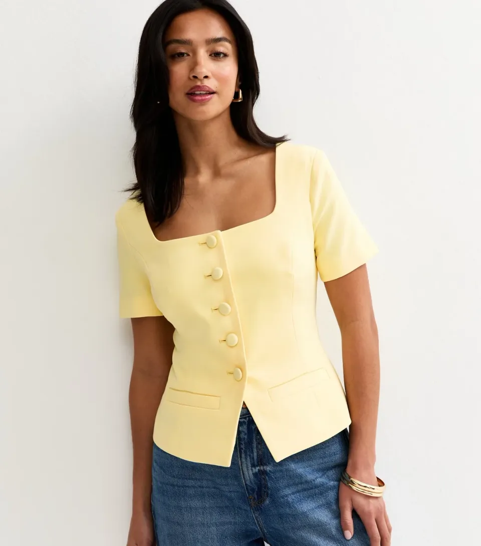Women's Petite Light Yellow Square Neck Short Sleeve Blazer Top