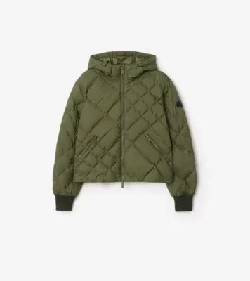 Check-stitch Nylon Delley Puffer Jacket in Pasture green