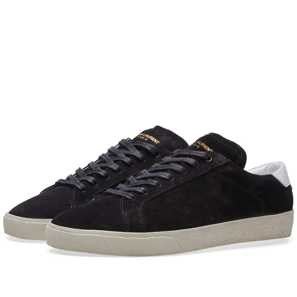 06 Suede Sneaker