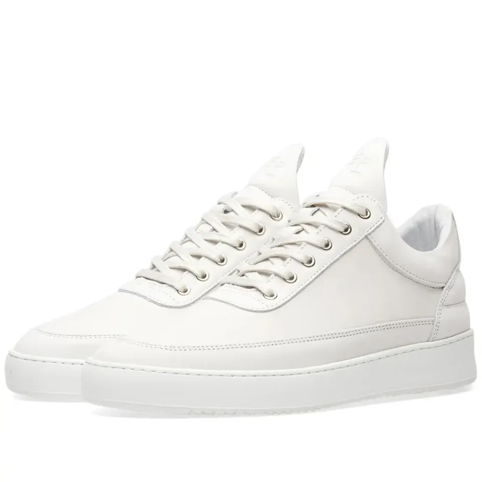 Low Top Sneaker