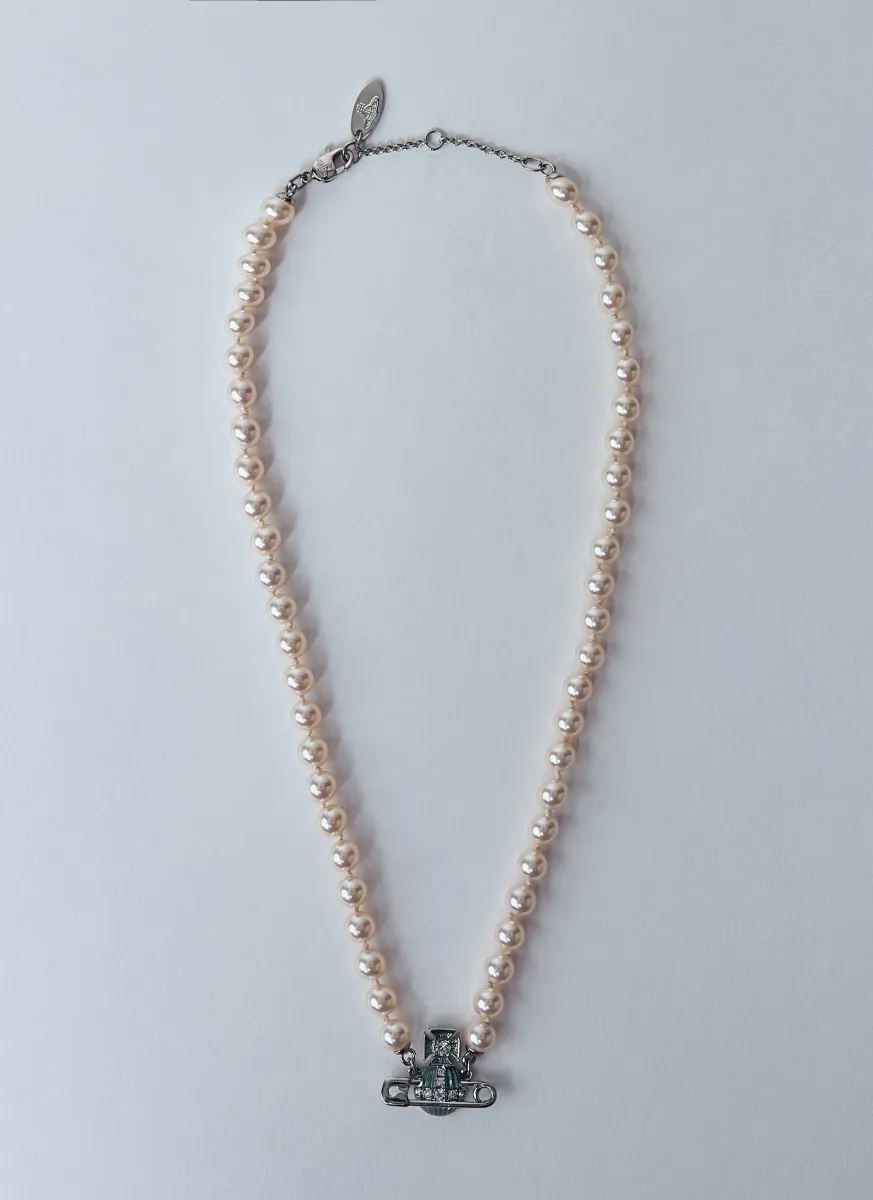 Kitty Pearl Necklace