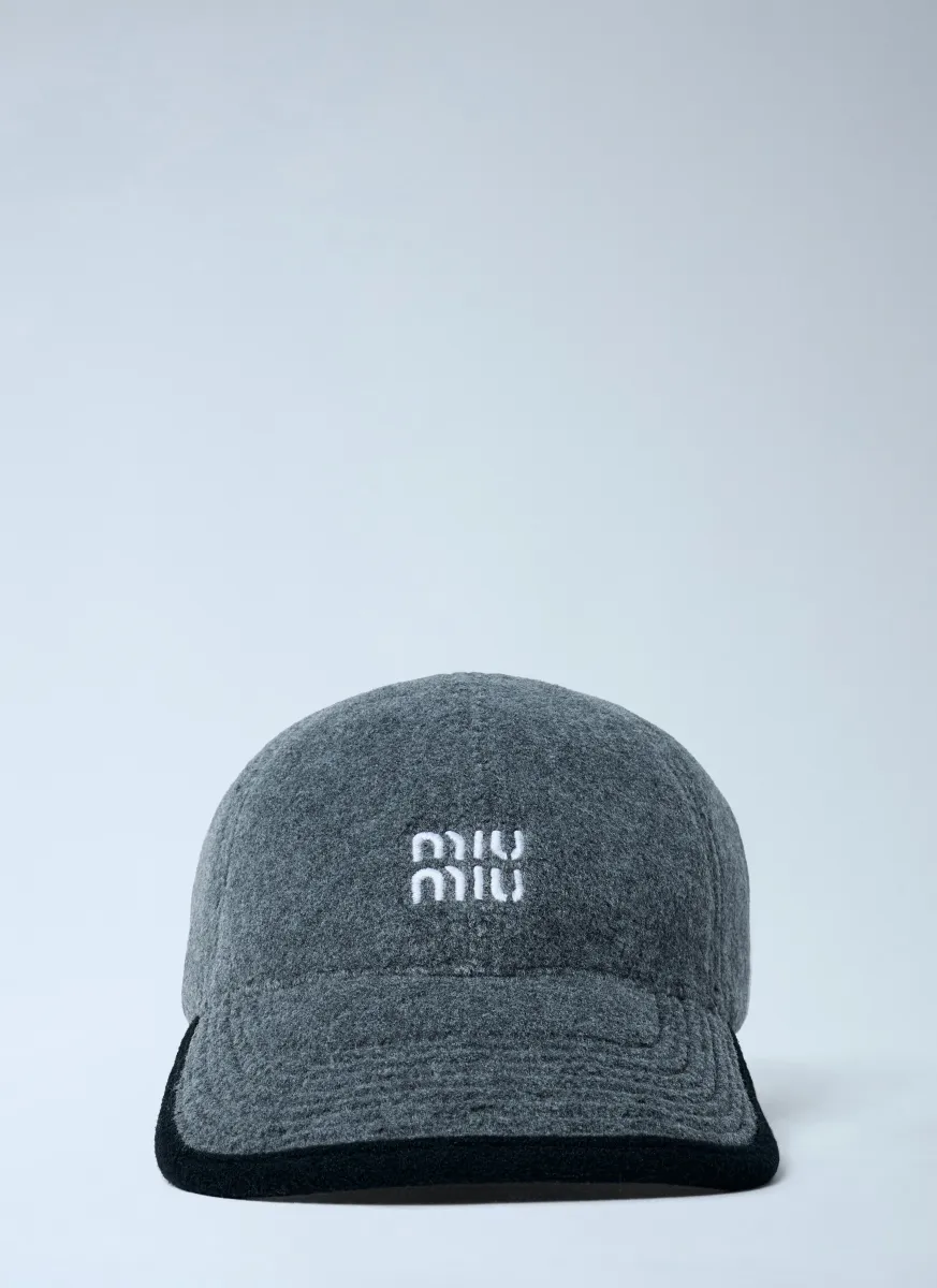 Logo Motif Baseball Cap