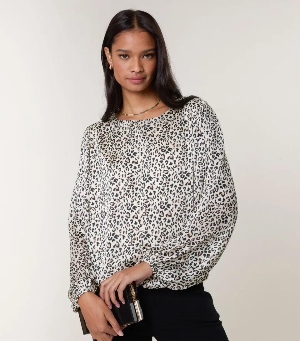 Women's Black Leopard Print Crew Neck Top