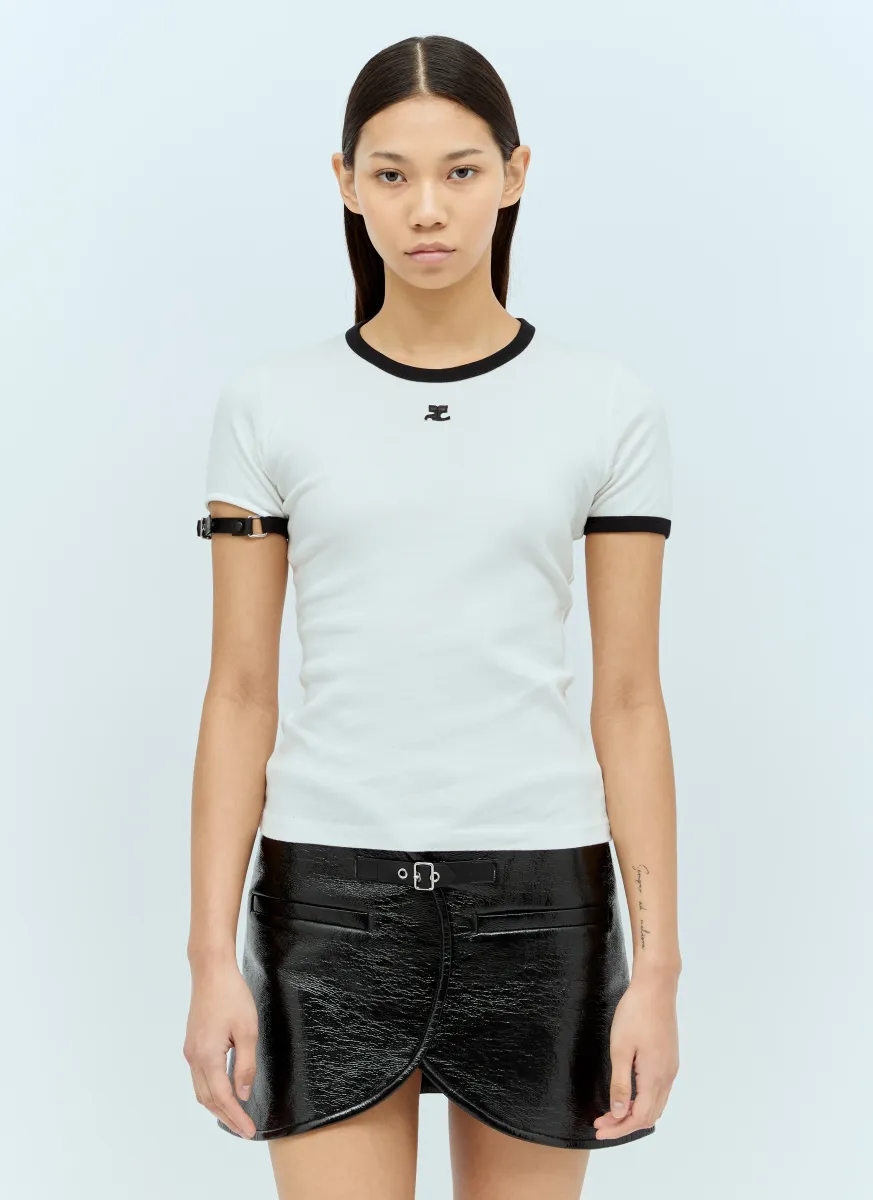 Buckle Contrast T-Shirt