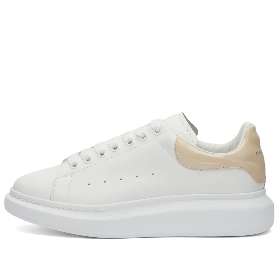 Gloss Heel Tab Wedge Sole Sneaker