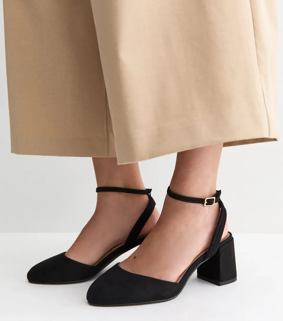 Women's Extra Wide Fit Black Faux Suede Block Heel Mary Janes