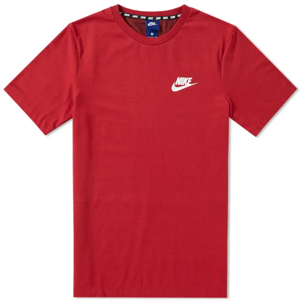 AV15 Tee