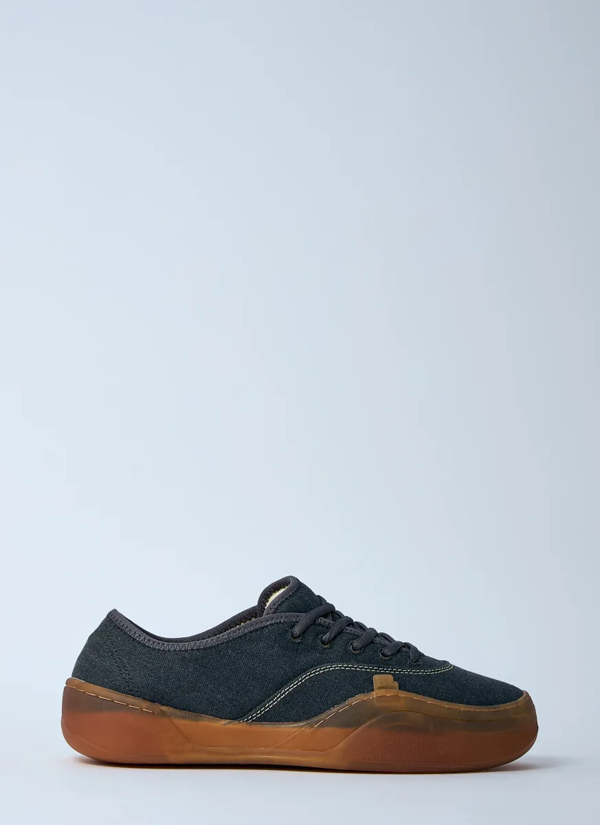 Camino Low Skate Sneakers