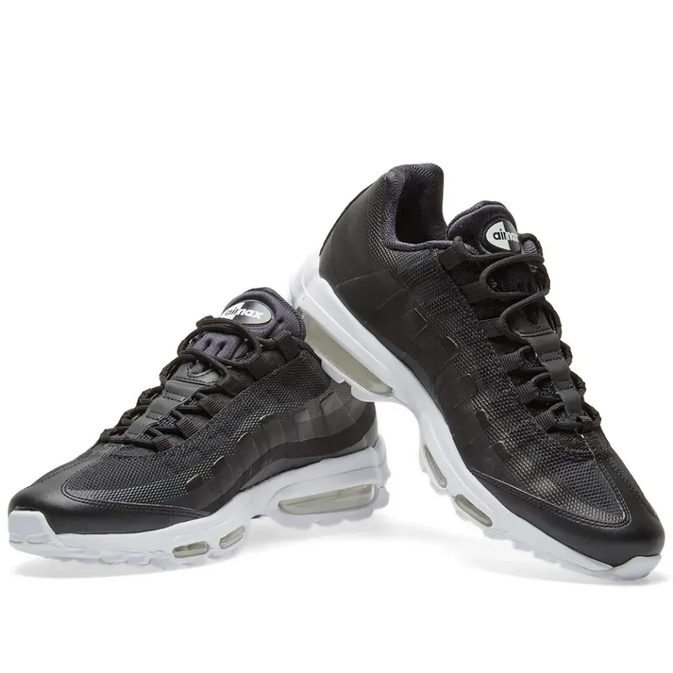 Air Max 95 Ultra Essential