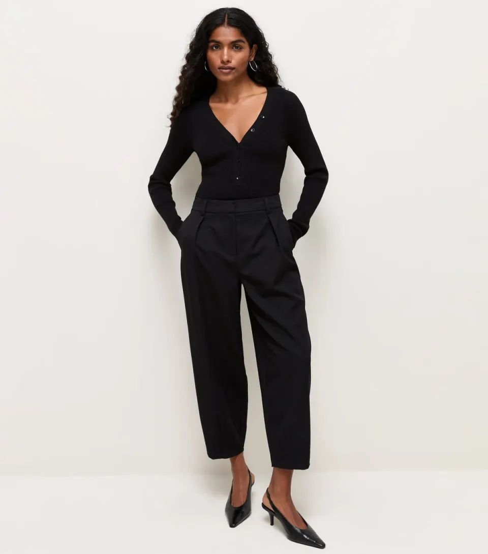 Women's Petite Black Tailored Barrel Leg Trousers