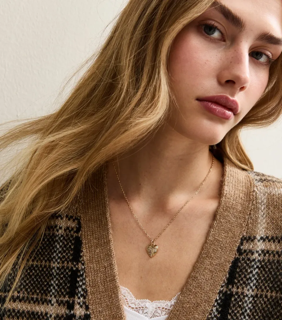 Gold Tone Heart Pendant Necklace