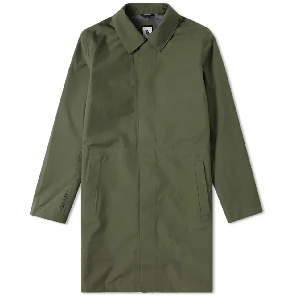 x Riccardo Tisci Car Coat
