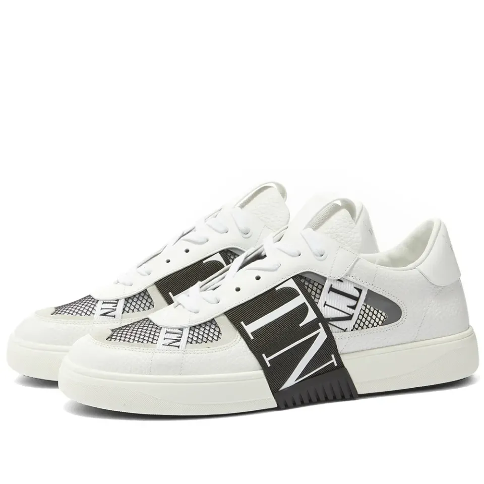 VL7N Cut-Out Sneaker