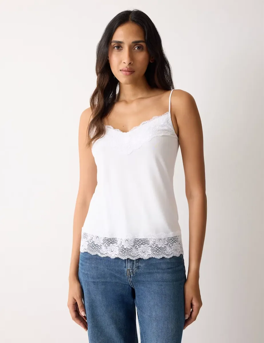 Modal Rich V-Neck Lace Vest White