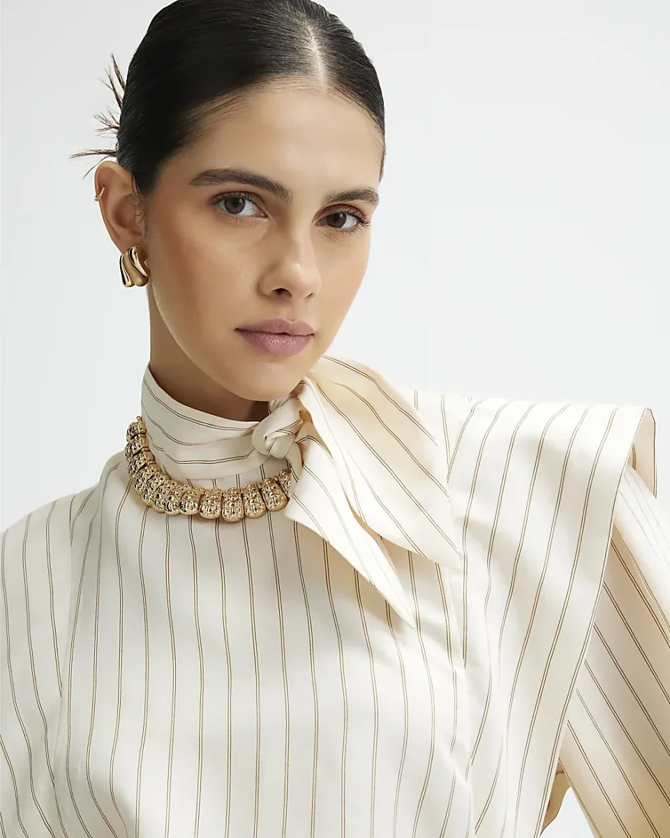 Beaten Link Collar Necklace