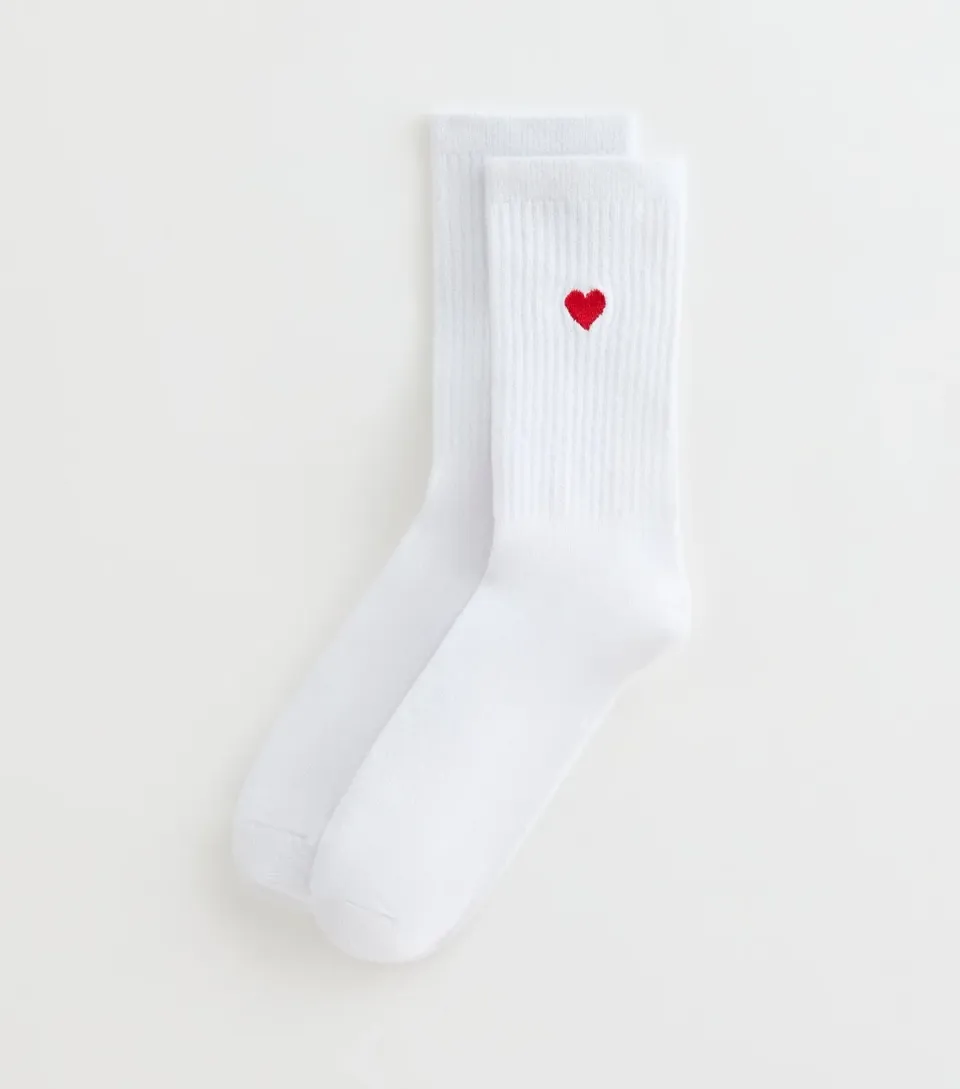 White Embroidered Heart Tube Sock
