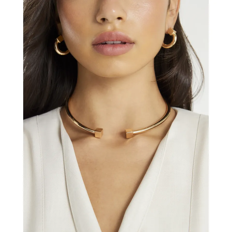 Gold Hinged Necklace