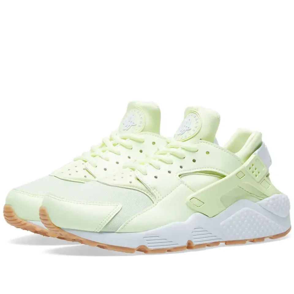 W Air Huarache Run