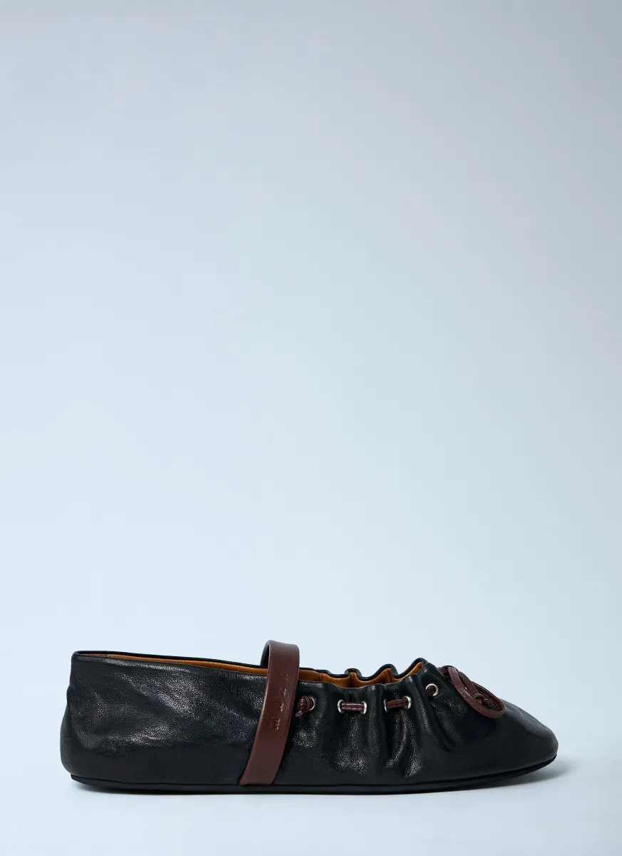 Leather Flat Shoes