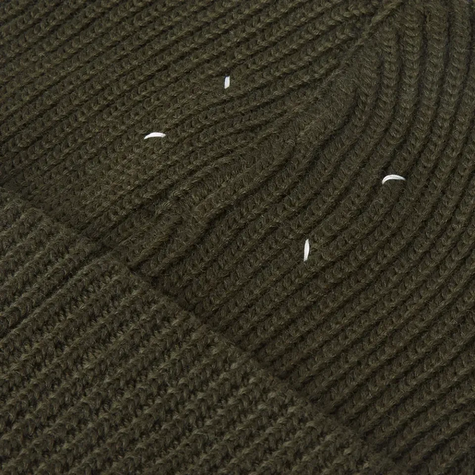 14 Classic Beanie