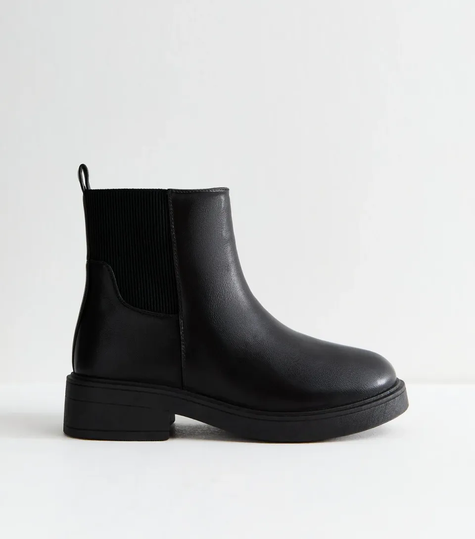 Women's Wide Fit Black Faux Leather Chunky Sole Chelsea Ankle Boots Vegan