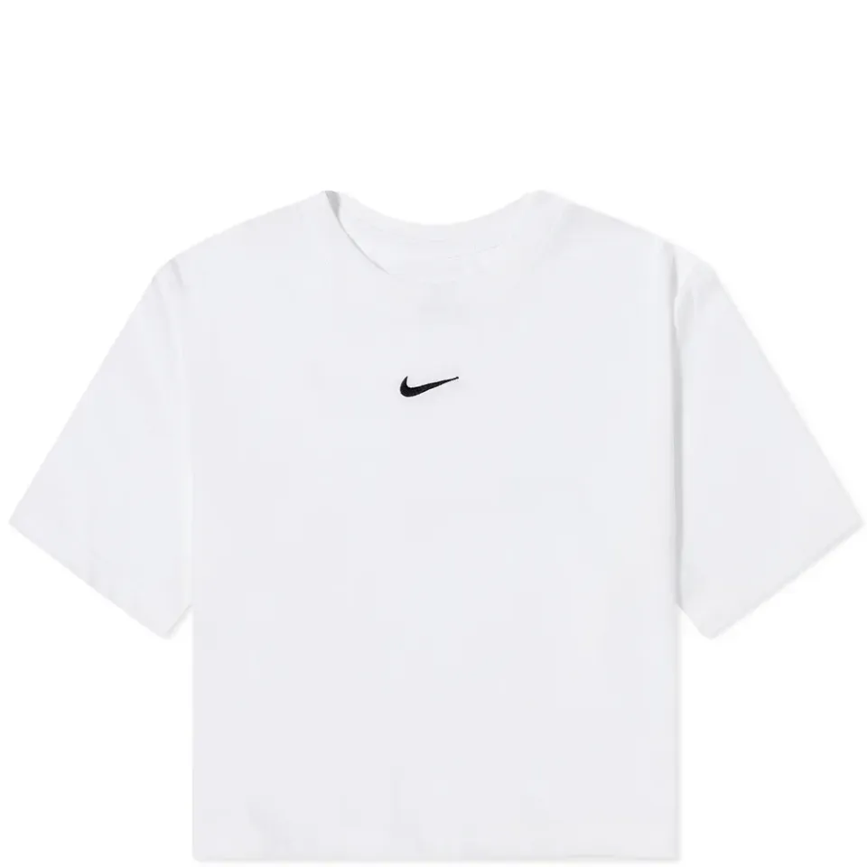 Nike Essentials Slim Crop T-Shirt