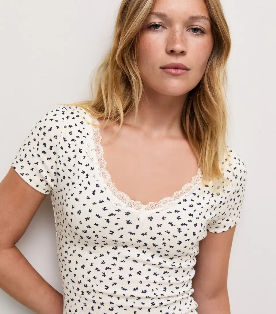 Women's White Cotton Rich Ditsy Print Lace Trim V Neck T-Shirt